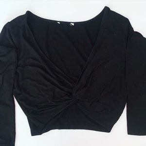 Black crop top (front twist)